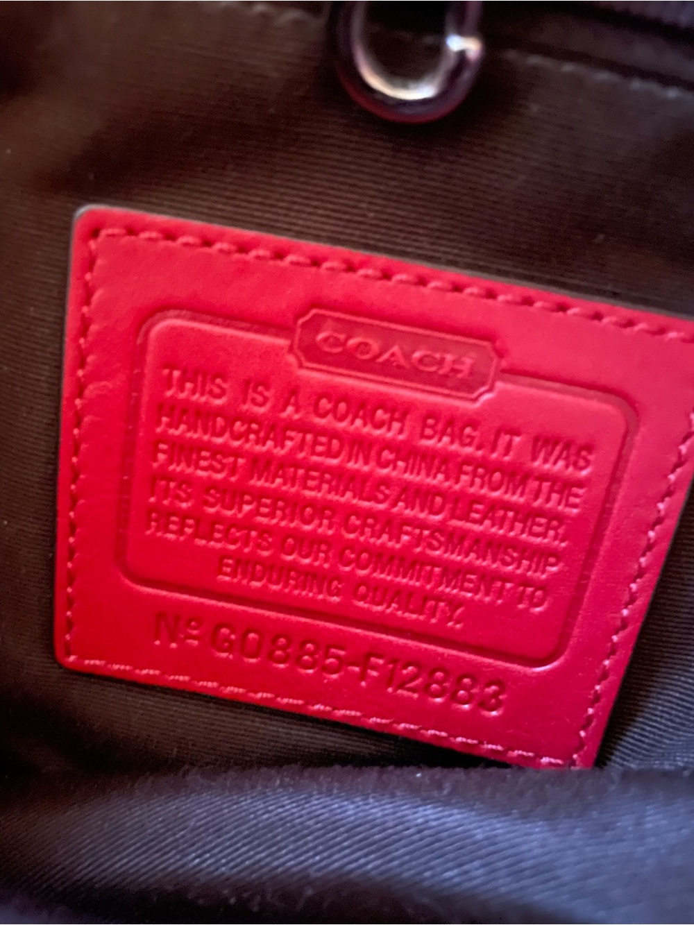 Coach Signature Shoulder Bag in red - Picture 4 of 4